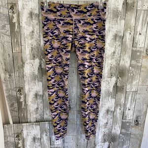 Fabletics camo leggings M